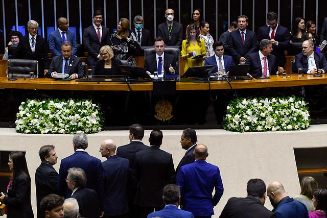 thumb-arranjo-mesa-diretora-flores-diversas-cores-a-escolher-1